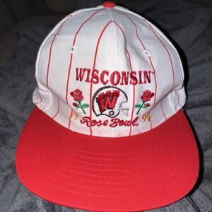 Vintage Wisconsin Badgers Rose Bowl 1994 Snapback Hat Cap NCAA Pinstripes Red